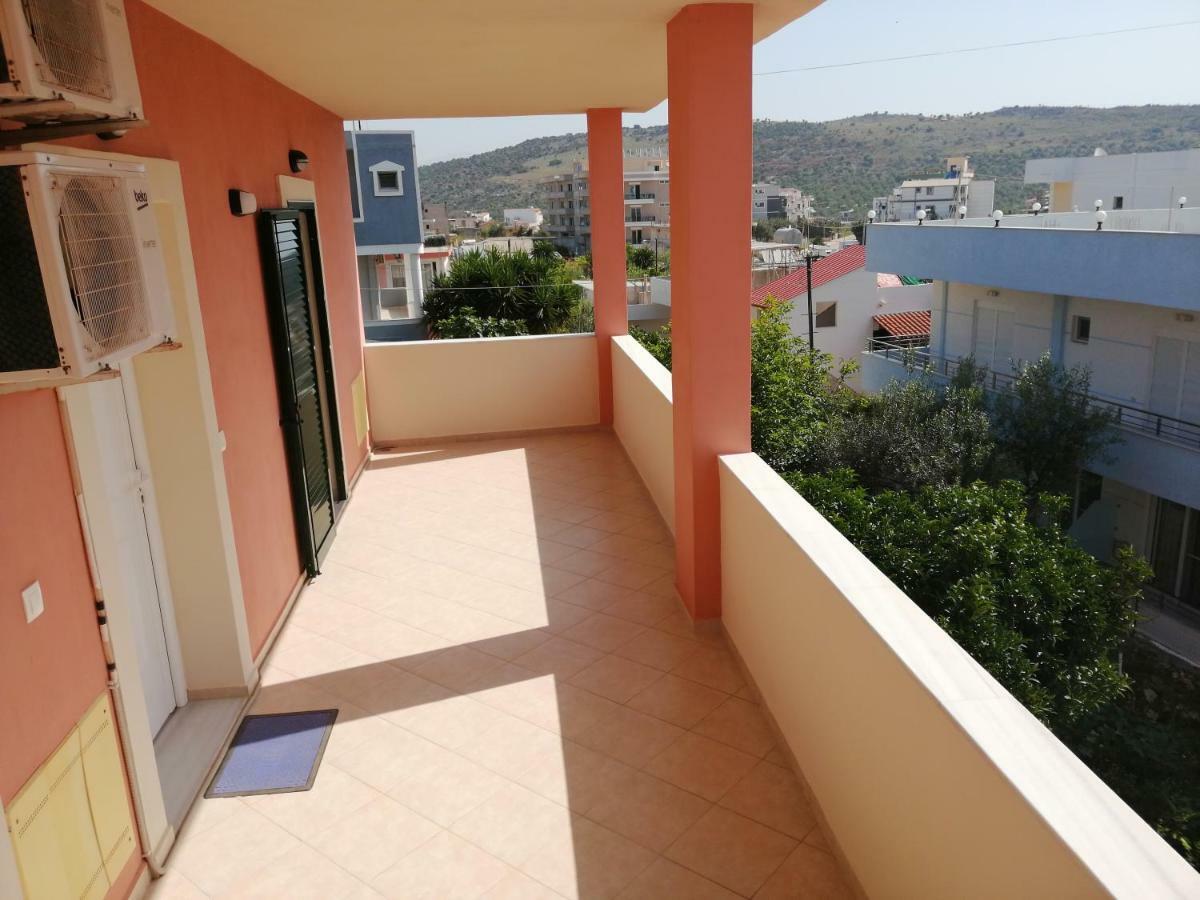 Helen'S House Apartment Ксамил Екстериор снимка